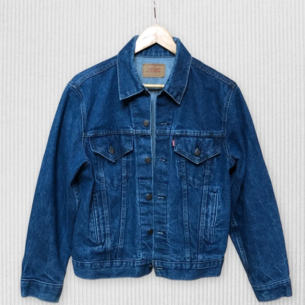 Vintage 90s Levi’s Denim Jacket Size 40 Excellent Condition